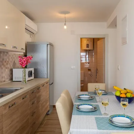 Appartement Nike Mlini